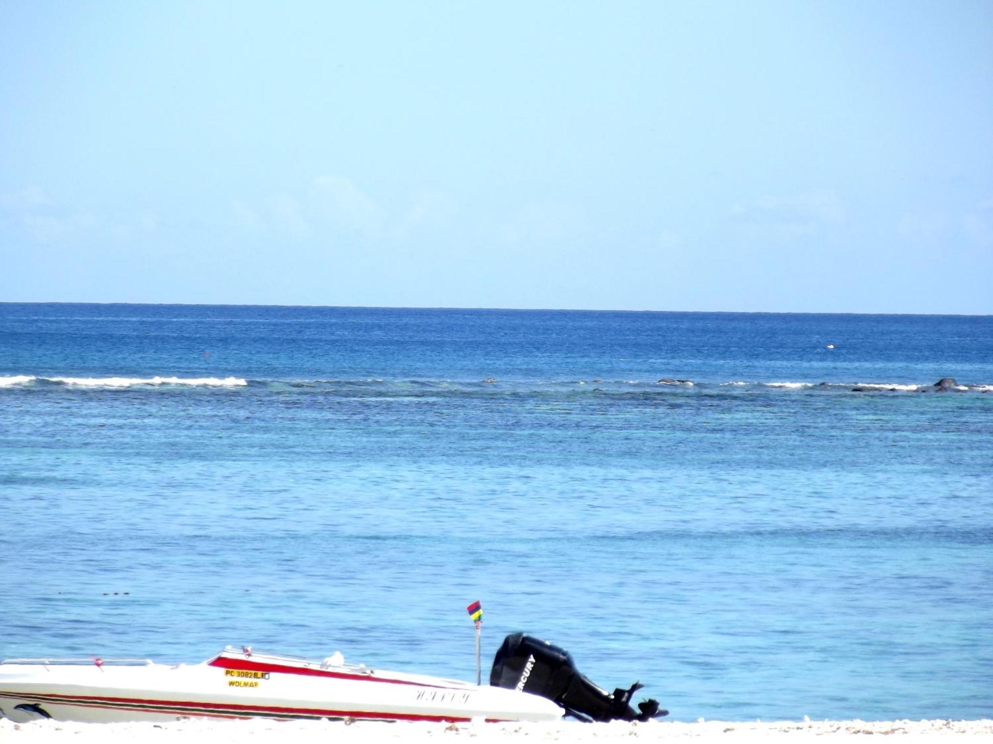 West Sand Holidays Licensed By The Tourism Authority 09926 Flic-en-Flacq Εξωτερικό φωτογραφία